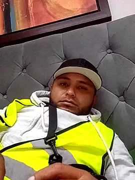 KARNEs24666 online show from February 17, 2026, 5:52 pm