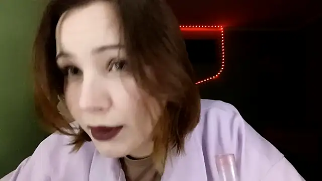 Snapshot of RachelleHeth chatting on November 14, 2025, 3:22 pm RachelleHeth online show from November 14, 2025, 3:22 pm