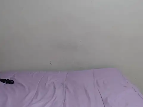 SexyLipss  online show from February 12, 2026, 2:17 am