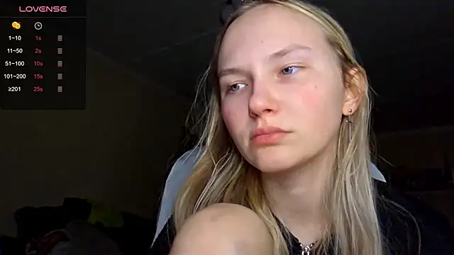 KarinRobertson online show from February 22, 2026, 4:27 pm