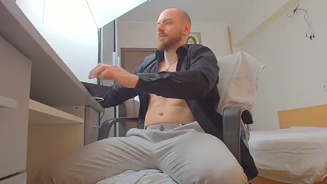 Ryanstone  online show from April 4, 2026, 4:55 am