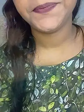 Snapshot of Neha533 chatting on May 14, 2026, 6:26 pm Neha533 online show from May 14, 2026, 6:26 pm