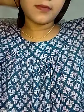 Snapshot of Neha533 chatting on May 17, 2026, 4:36 pm Neha533 online show from May 17, 2026, 4:36 pm