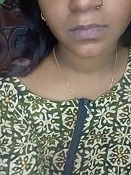 Snapshot of Neha533 chatting on July 13, 2026, 6:22 pm Neha533 online show from July 13, 2026, 6:22 pm