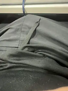 adamblunt59 online show from February 25, 2026, 11:03 pm