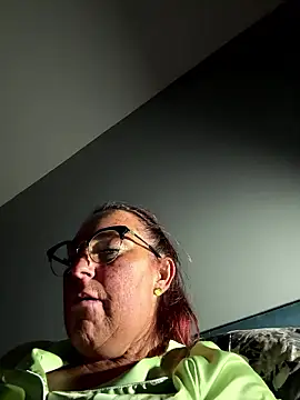 Snapshot of Angel-LinaX chatting on January 17, 2026, 10:57 pm Angel-LinaX online show from January 17, 2026, 10:57 pm