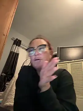 Snapshot of Angel-LinaX chatting on February 10, 2026, 10:36 pm Angel-LinaX online show from February 10, 2026, 10:36 pm
