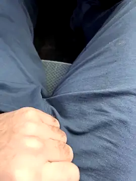 Snapshot of hakan07383 chatting on February 4, 2026, 5:57 am hakan07383 online show from February 4, 2026, 5:57 am