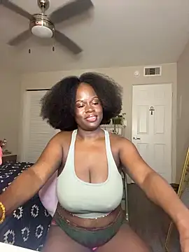 ladiosa selene online show from March 28, 2026, 3:06 am