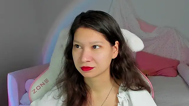 SaraDenars online show from November 27, 2025, 5:20 am