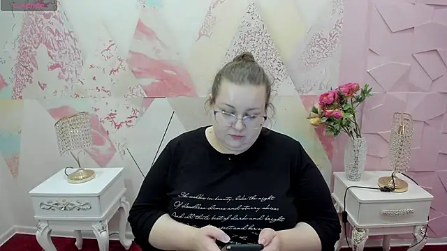 Beka florence online show from November 7, 2025, 9:09 am