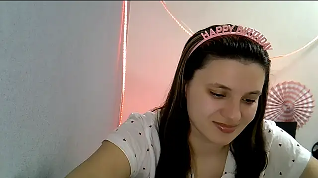 KiraHoney online show from February 28, 2026, 7:37 pm