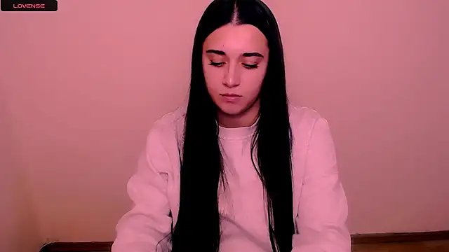 AlinaDoll  online show from November 28, 2025, 9:56 am