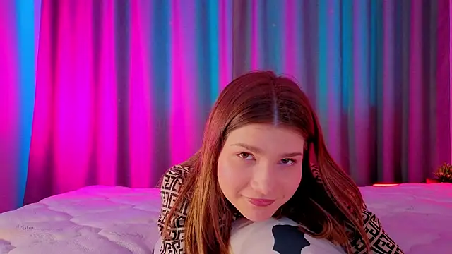 WilmaJohnson online show from February 13, 2026, 8:43 am