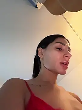 Snapshot of VickyM99 chatting on November 11, 2025, 7:41 am VickyM99 online show from November 11, 2025, 7:41 am