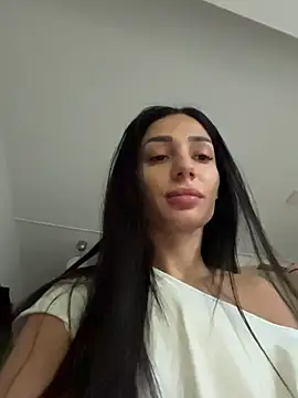 Snapshot of VickyM99 chatting on November 29, 2025, 7:11 am VickyM99 online show from November 29, 2025, 7:11 am