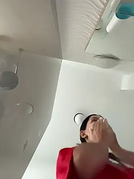 Snapshot of VickyM99 chatting on December 15, 2025, 7:56 am VickyM99 online show from December 15, 2025, 7:56 am