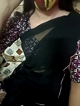 Snapshot of Tamil_White_Rose chatting on February 2, 2026, 6:50 pm Tamil White Rose online show from February 2, 2026, 6:50 pm