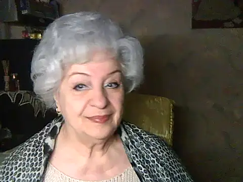 Snapshot of ValeriaKroww chatting on April 22, 2026, 4:41 pm ValeriaKroww online show from April 22, 2026, 4:41 pm