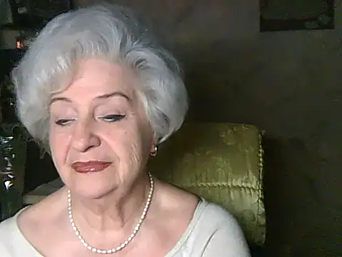 Snapshot of ValeriaKroww chatting on May 11, 2026, 5:10 pm ValeriaKroww online show from May 11, 2026, 5:10 pm