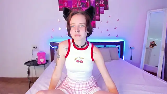 OliviaFlex online show from November 6, 2025, 9:32 am