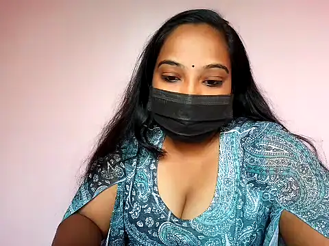 Snapshot of Mathi_cam chatting on July 5, 2026, 5:47 am Mathi cam online show from July 5, 2026, 5:47 am