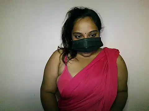 Snapshot of Mathi_cam chatting on July 8, 2026, 5:17 pm Mathi cam online show from July 8, 2026, 5:17 pm