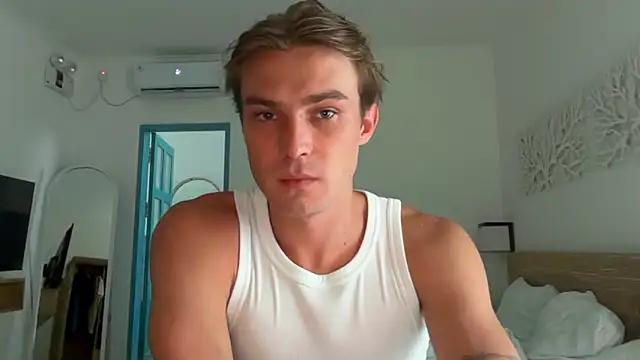 DanteRay online show from April 22, 2026, 6:38 am