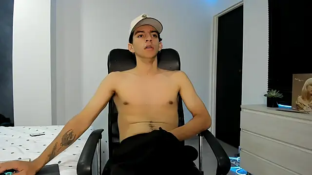 Snapshot of _rhys_jagger chatting on November 9, 2025, 5:55 pm rhys jagger online show from November 9, 2025, 5:55 pm