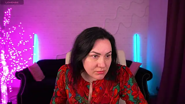 VelvetLuck online show from March 30, 2026, 5:52 am