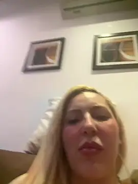 Snapshot of melisboa chatting on July 8, 2026, 2:38 am melisboa online show from July 8, 2026, 2:38 am