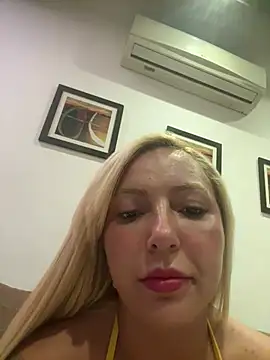 Snapshot of melisboa chatting on July 25, 2026, 12:20 am melisboa online show from July 25, 2026, 12:20 am