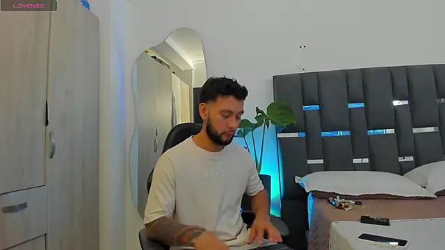 noah corvelle online show from March 5, 2026, 11:45 pm