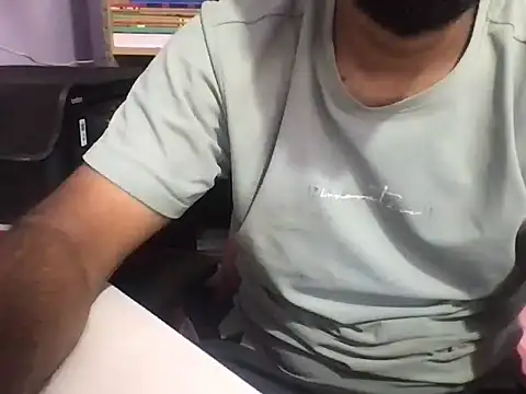 Snapshot of KingCobra_07 chatting on June 6, 2026, 3:00 am KingCobra 07 online show from June 6, 2026, 3:00 am