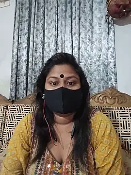 Snapshot of munni-506 chatting on May 19, 2026, 4:57 pm munni-506 online show from May 19, 2026, 4:57 pm
