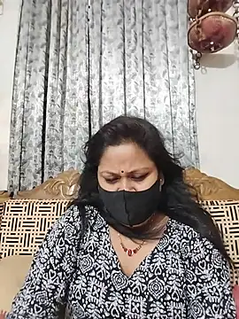 Snapshot of munni-506 chatting on July 18, 2026, 6:23 pm munni-506 online show from July 18, 2026, 6:23 pm