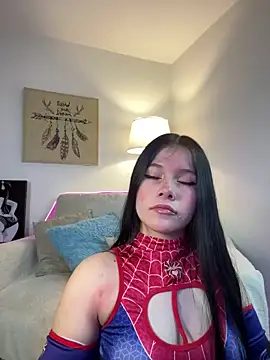 violettabond online show from December 18, 2025, 12:44 pm