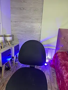 PamelaBoobs online show from May 14, 2026, 7:53 pm