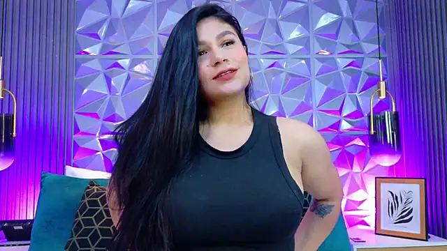 ValeriaMonet online show from May 24, 2026, 1:49 pm