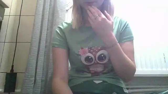 Snapshot of dirty_sasha00 chatting on April 25, 2026, 3:20 am dirty sasha00 online show from April 25, 2026, 3:20 am