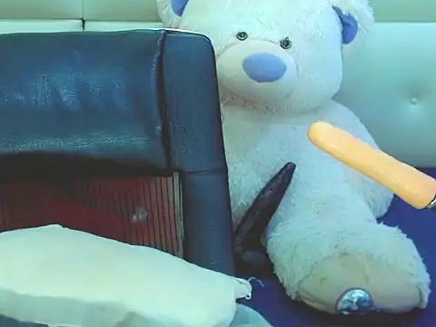 NharaBigCock online show from February 3, 2026, 7:41 pm