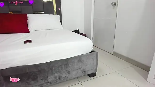 CatleyaSmith online show from February 24, 2026, 1:31 pm