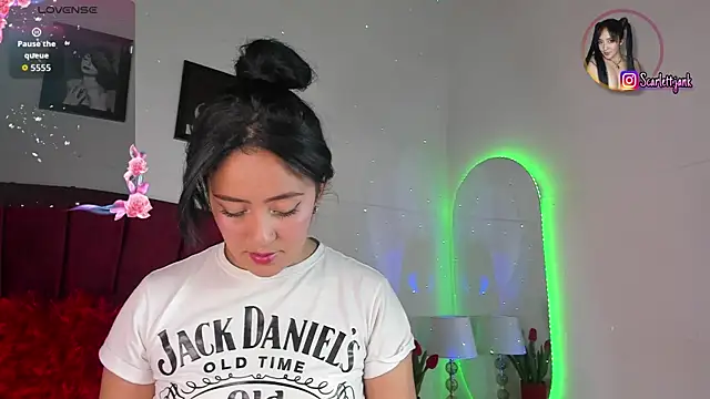 Snapshot of Scarlett_Jank chatting on June 30, 2026, 8:54 pm Scarlett Jank online show from June 30, 2026, 8:54 pm