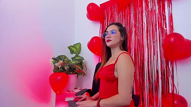 SaraAlvarezx online show from February 15, 2026, 5:04 am