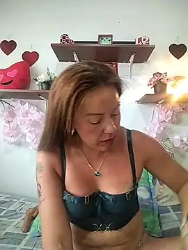 salomehill1 online show from April 20, 2026, 7:15 pm