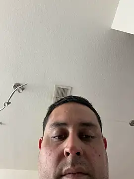 Snapshot of GoldenTemptation chatting on February 3, 2026, 7:30 pm GoldenTemptation online show from February 3, 2026, 7:30 pm