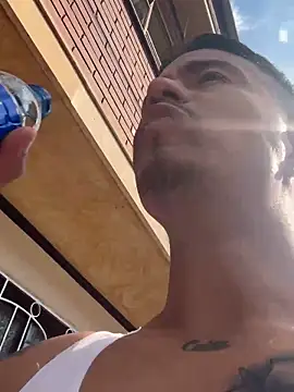 RaySullivan online show from November 17, 2025, 7:52 pm