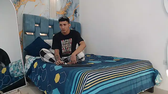 IMPERIO ROMANO online show from December 21, 2025, 7:32 pm