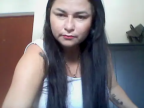 orianaxx01 online show from November 8, 2025, 8:18 pm