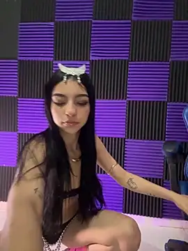 Luna shinee online show from November 13, 2025, 7:07 am